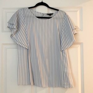 Banana Republic flutter sleeve top